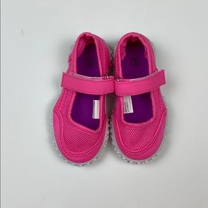 Toddler water shoes